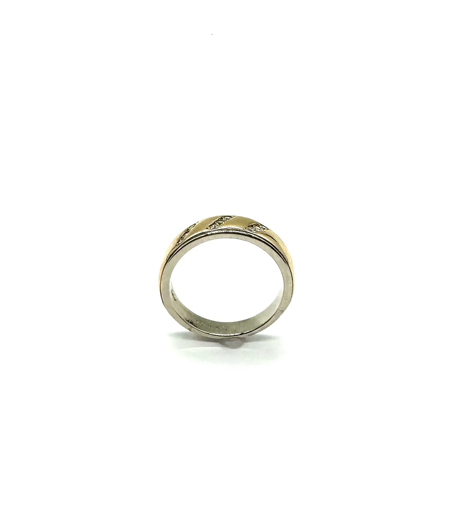 1/10 Ctw Diamond Accent Gold Band