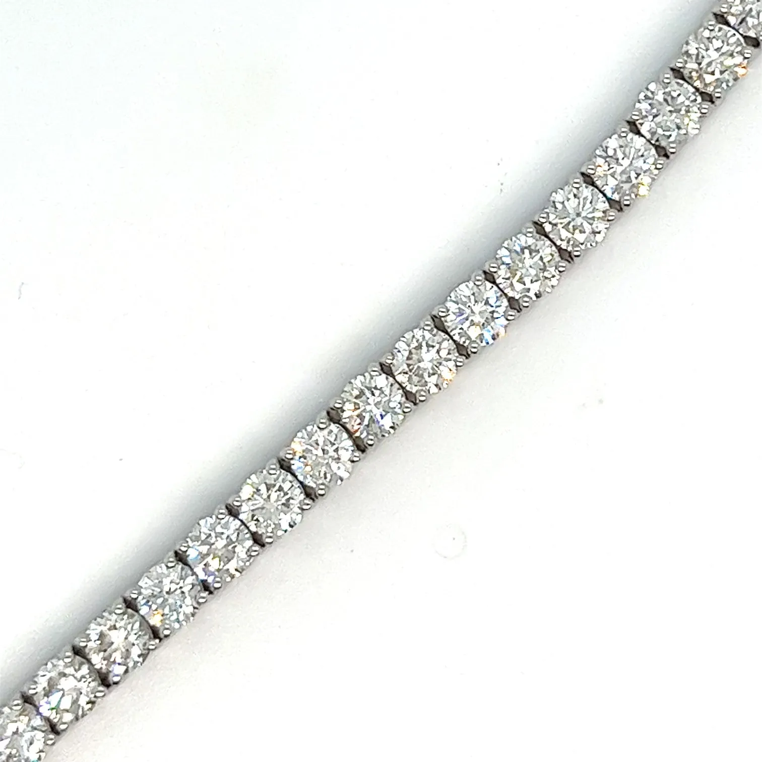 14kt White Gold Diamond Tennis Bracelet