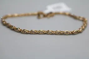 18K Yellow Gold Diamond Tennis Bracelet .90CTW (Length 7")