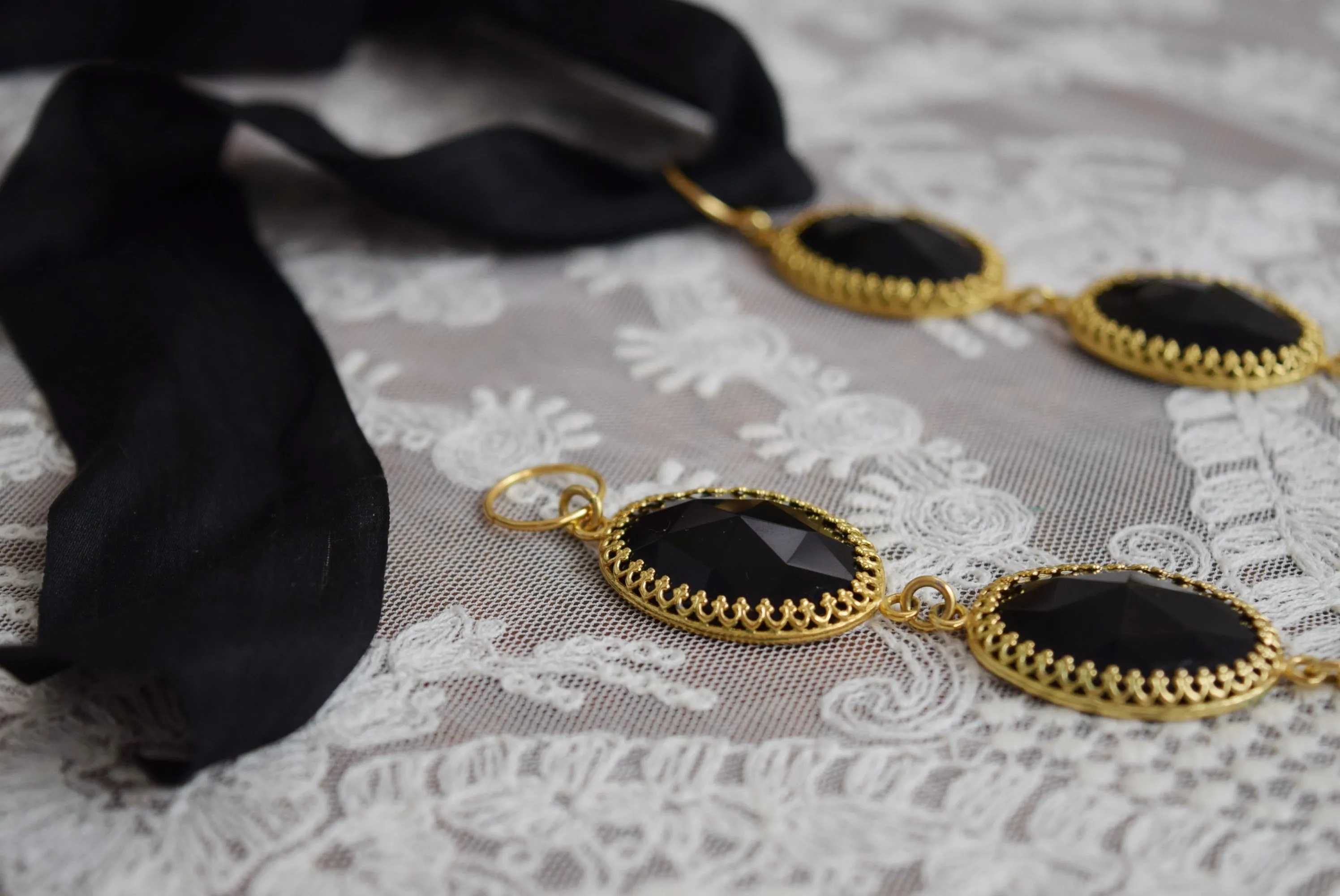 18th Century Black Onyx Crown Necklace - Extra Large Oval