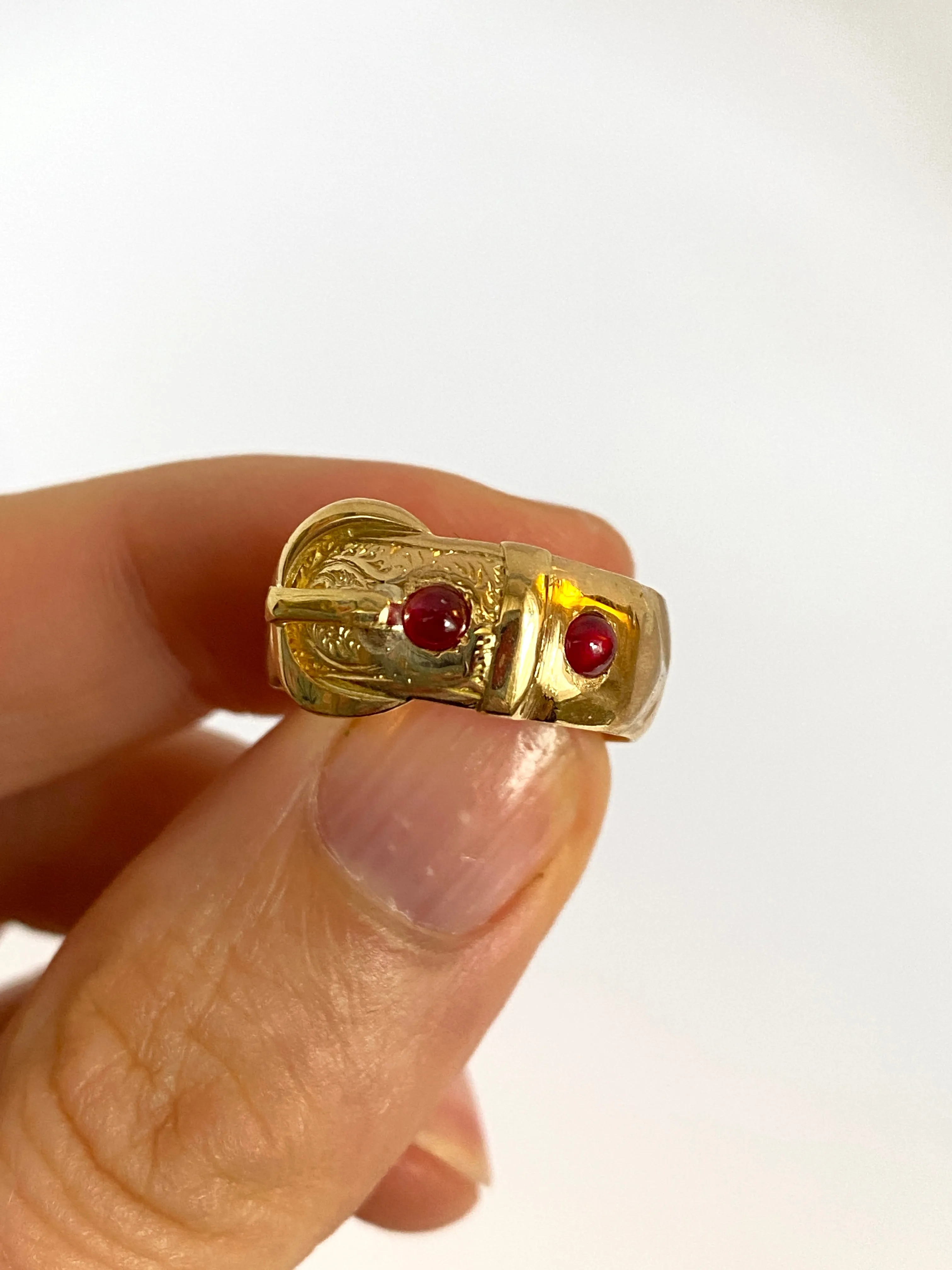 Antique, Victorian 18ct Gold Ruby Buckle Ring, Hallmarked for 18ct Gold, London and 1917 (7.52g)