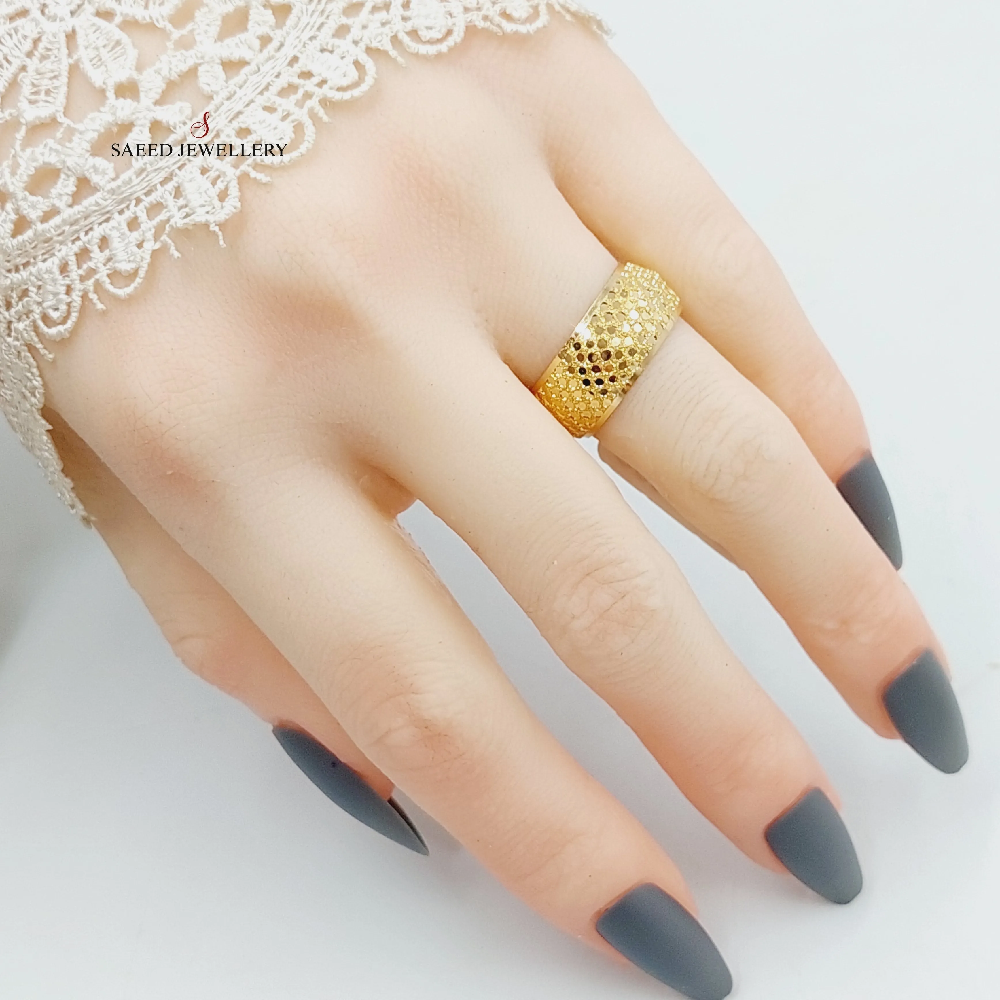 Beehive Wedding Ring