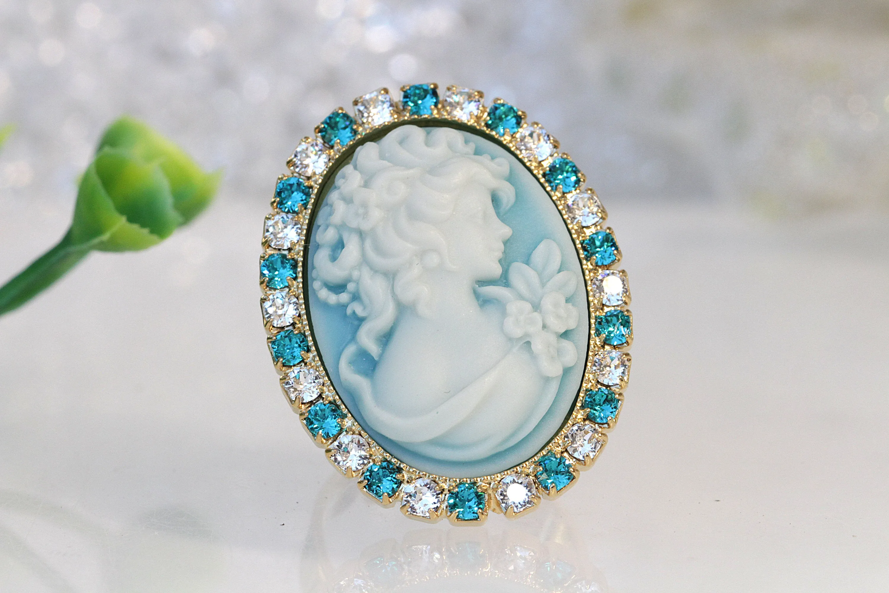 BLUE CAMEO RING