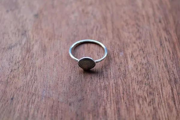 Clam Shell Ring