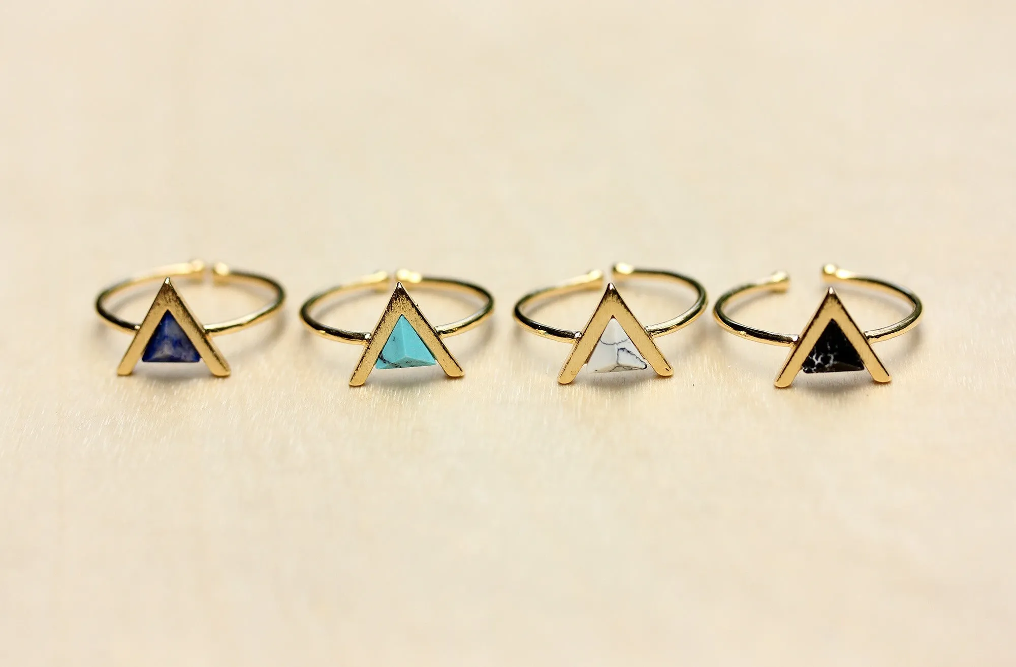 Gemstone Split Ring Arrow