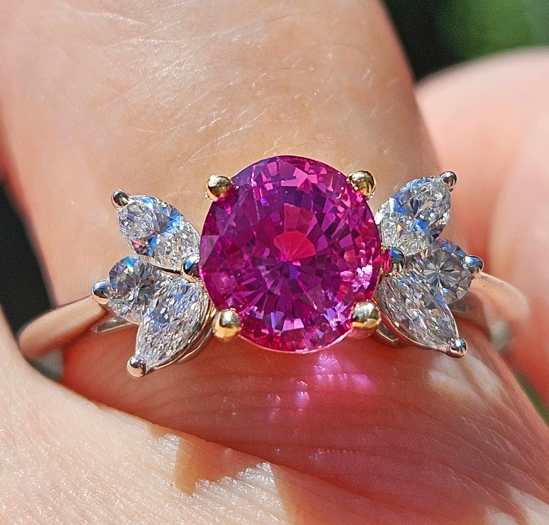 GIA Vintage TIFFANY & Co 2.60ctw Pink Sapphire and Diamond Platinum Ring