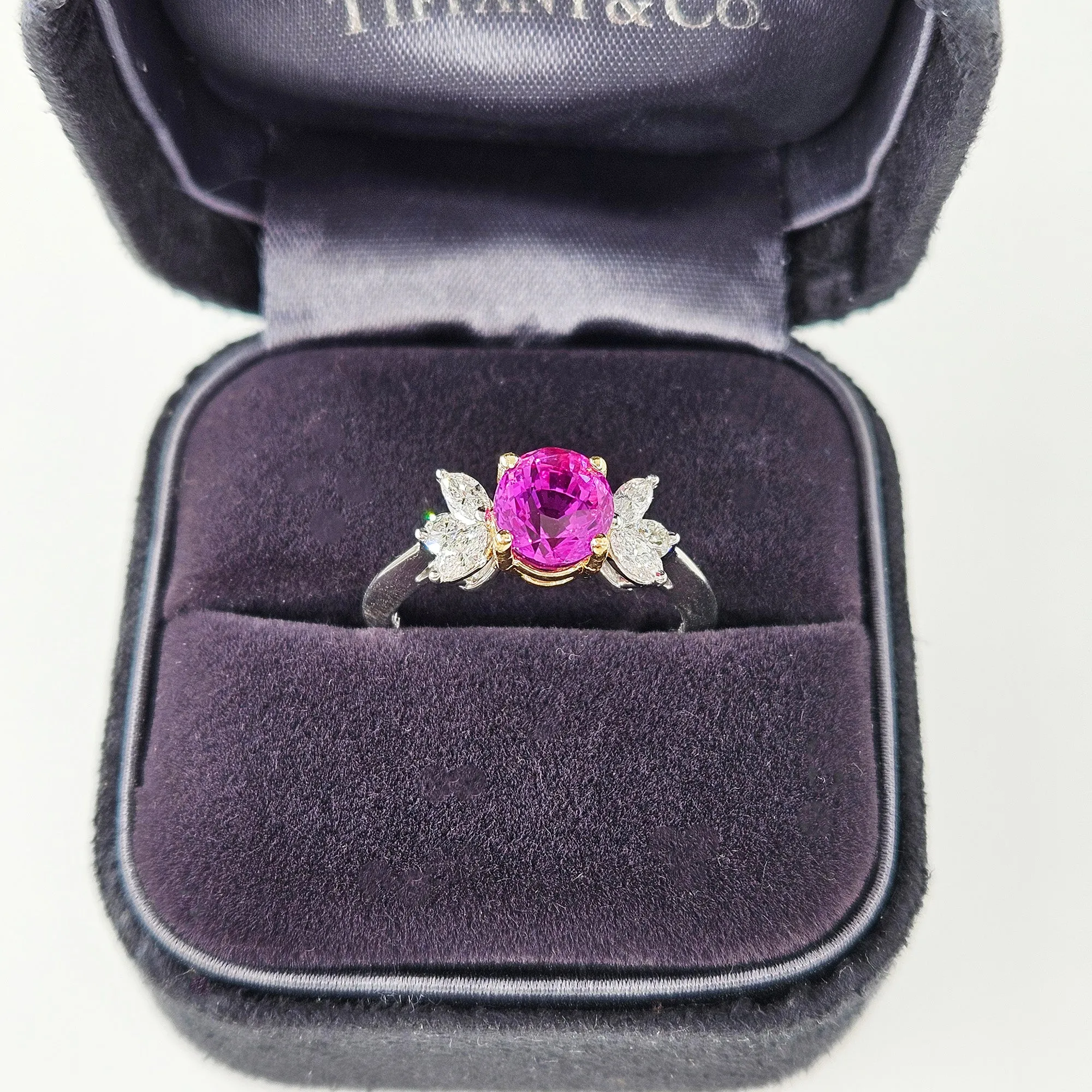 GIA Vintage TIFFANY & Co 2.60ctw Pink Sapphire and Diamond Platinum Ring