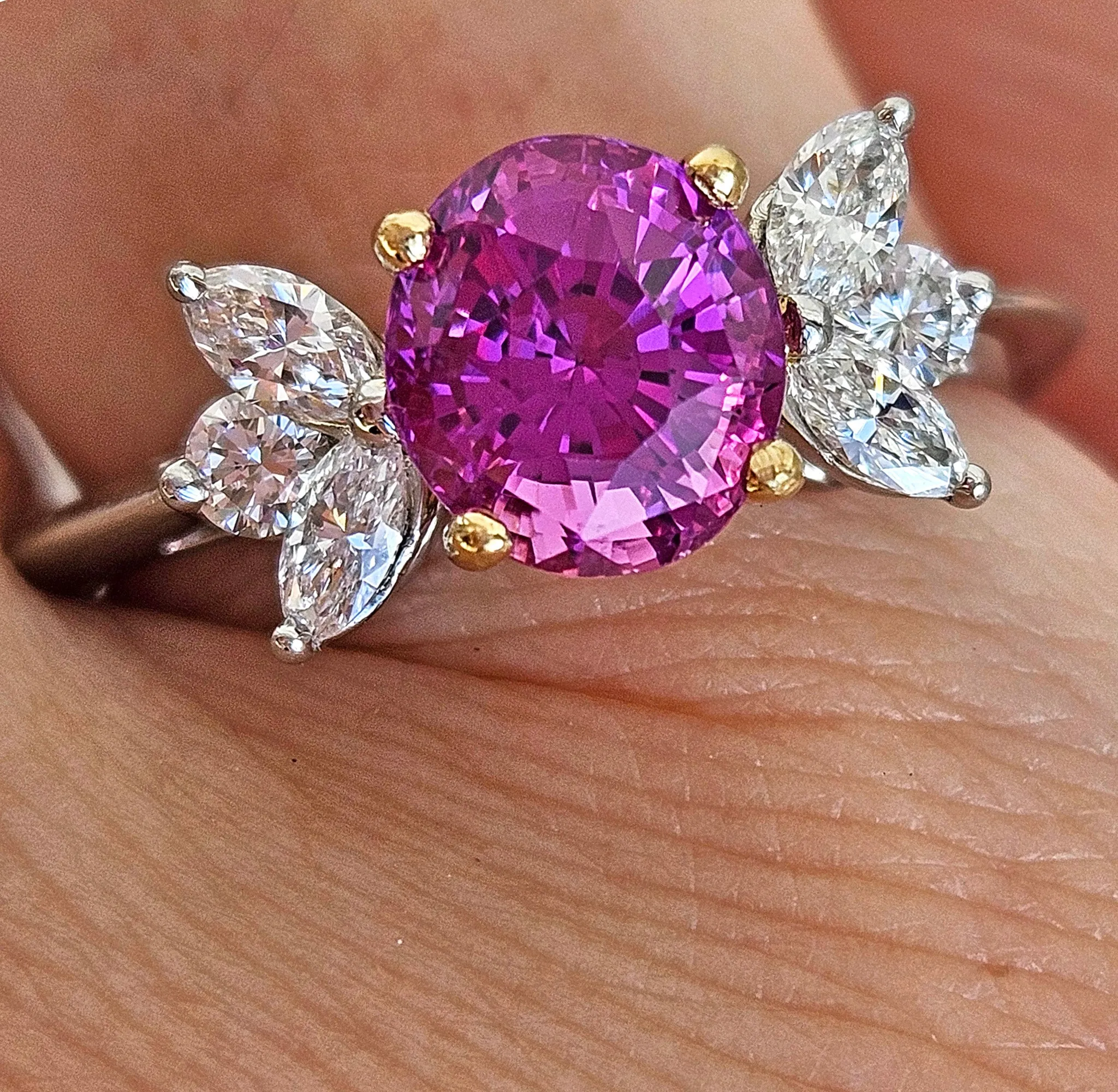 GIA Vintage TIFFANY & Co 2.60ctw Pink Sapphire and Diamond Platinum Ring