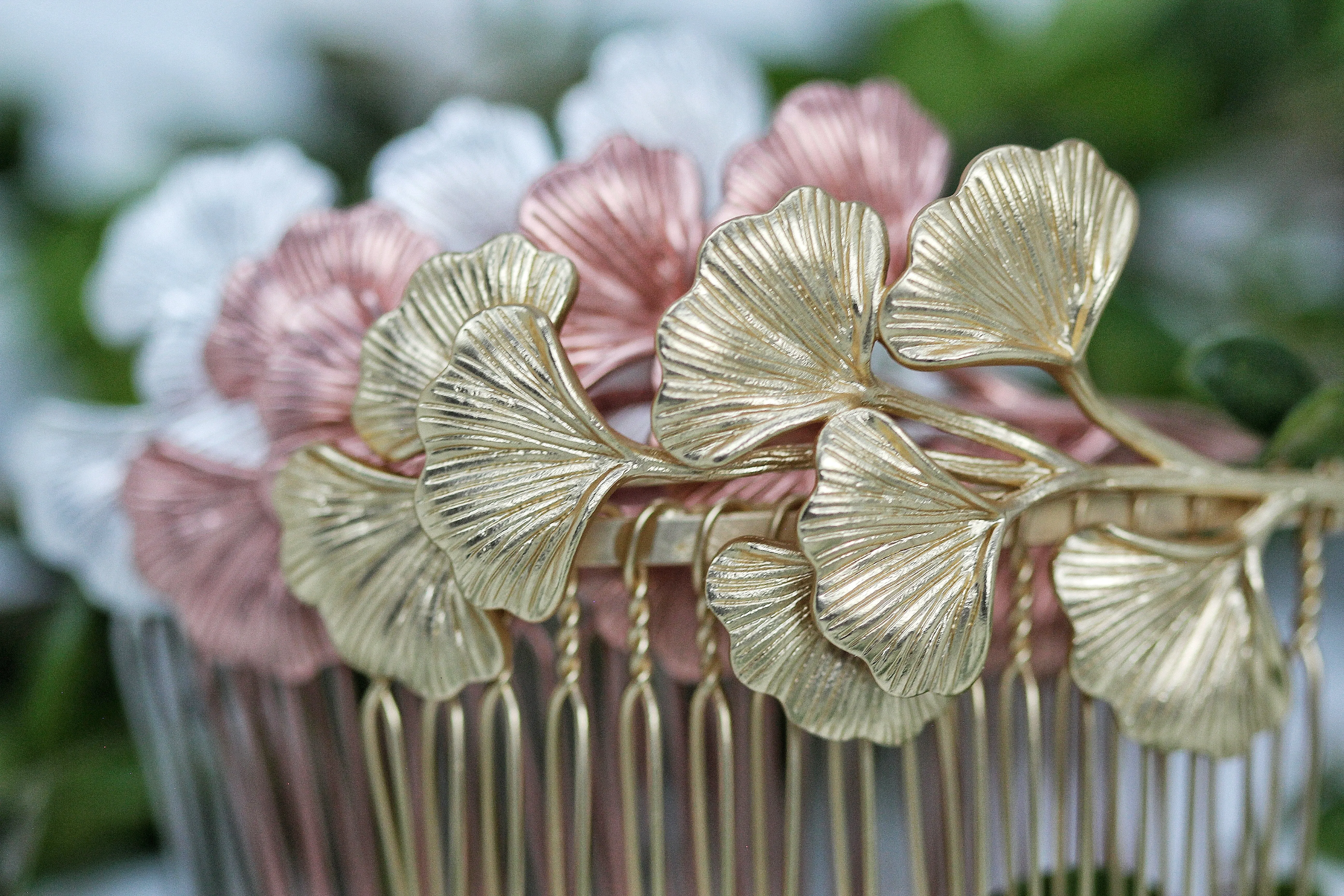 Ginkgo Hair Comb