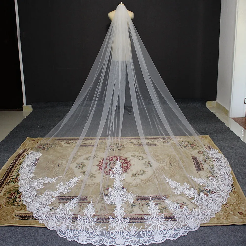 High Quality Cathedral One Layer Wedding Veil Fleur Appliques Lace with Comb