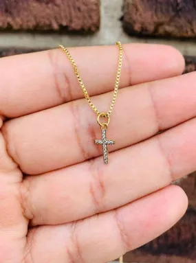 Little Cross Necklace for Women / Box Link Chain 20" 14x7mm / Tiny Delicate Cross Necklace / Cadena con Cruz para Mujer Oro Laminado / Cruz Pequeña Delicada