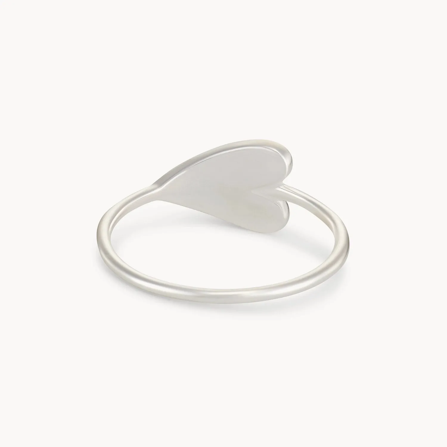 Lovely heart sideways ring silver