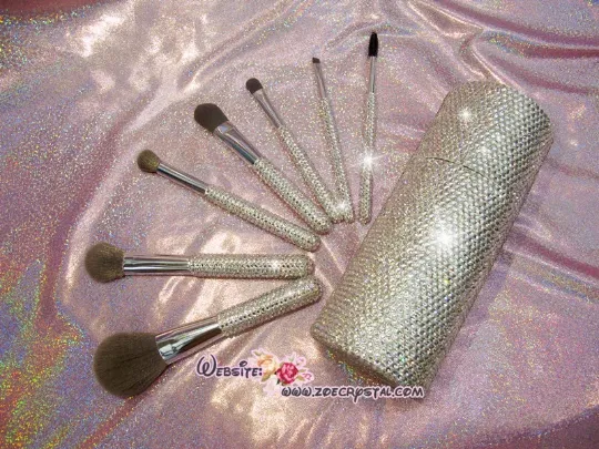 Makeup Brushes & Holder Bedazzled with Rhinestones / Swarovski  Blusher