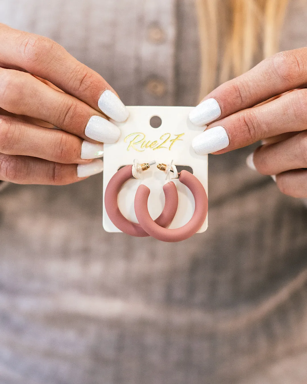 Matte Acrylic Hoop Earrings - Mauve