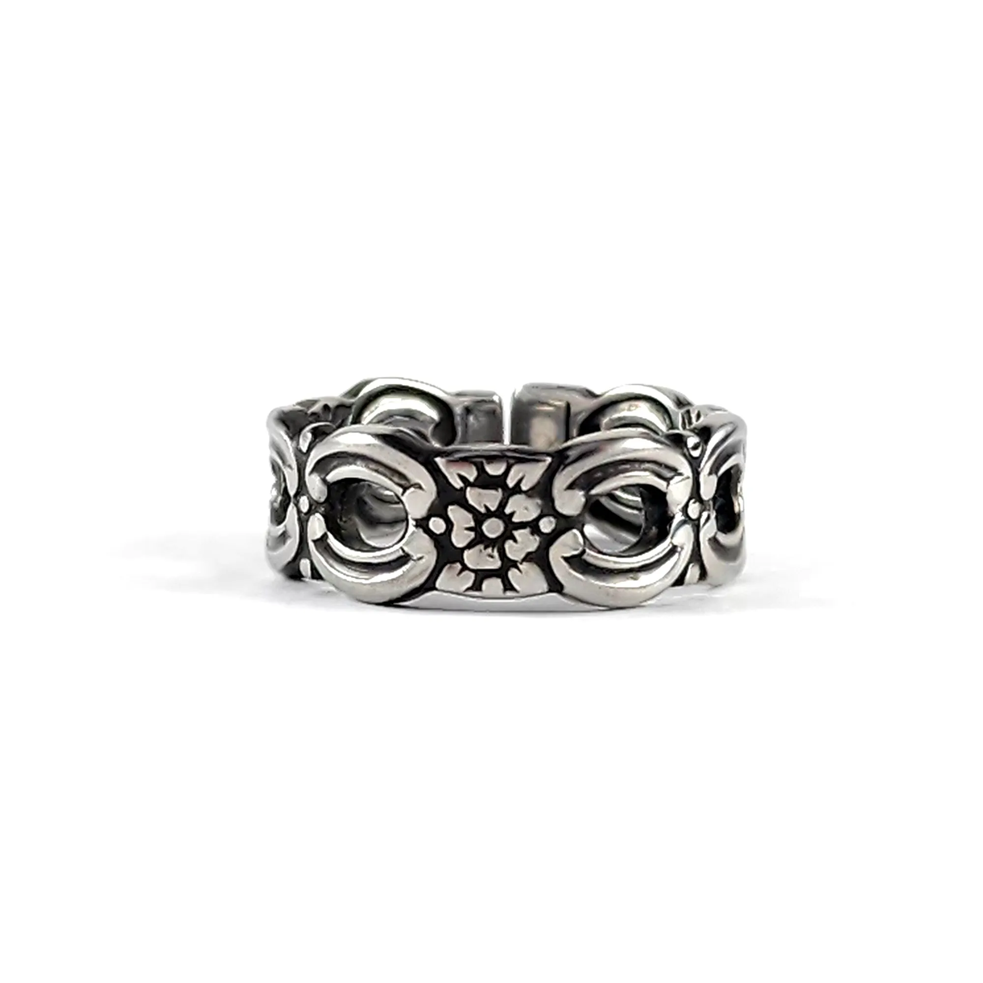 Oneida Applique Stainless Steel Spoon Ring