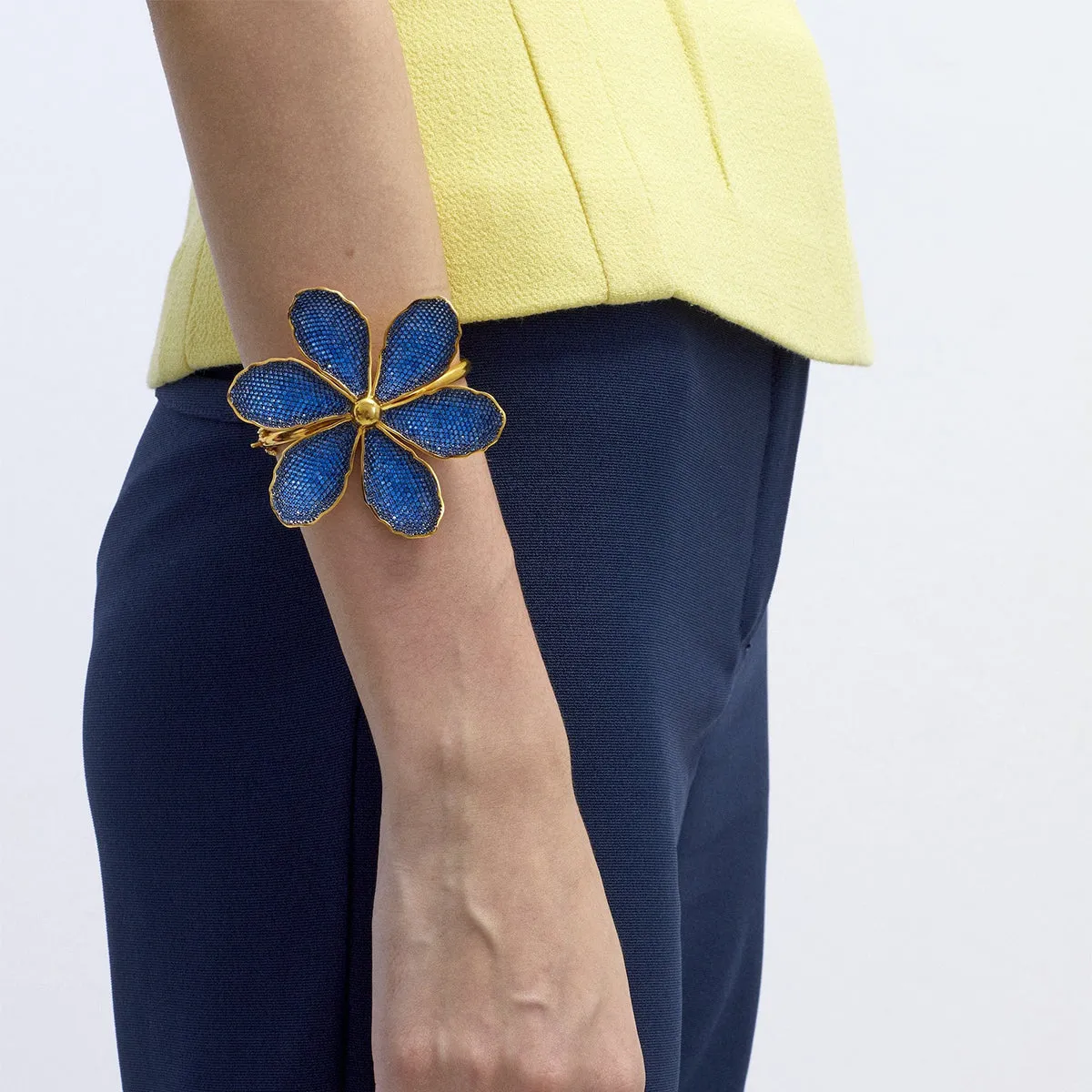 OVERSIZED MAGNOLIA BRACELET