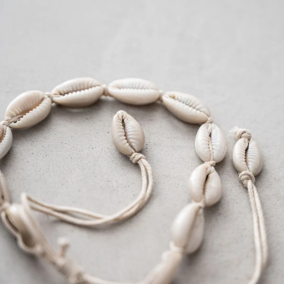 Seashell Anklet | White