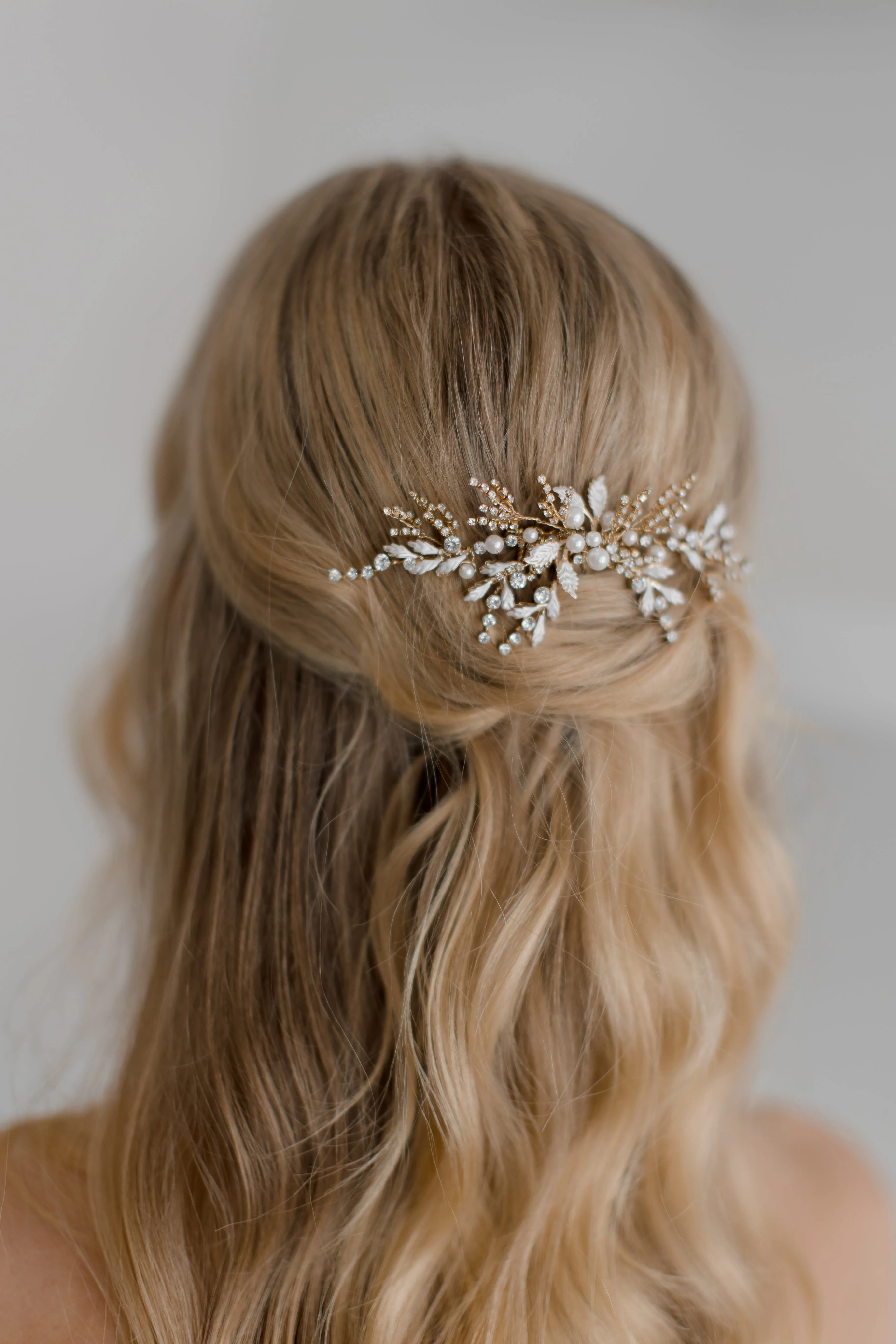 Valarie - Vine Crystal Pearl Bridal Comb