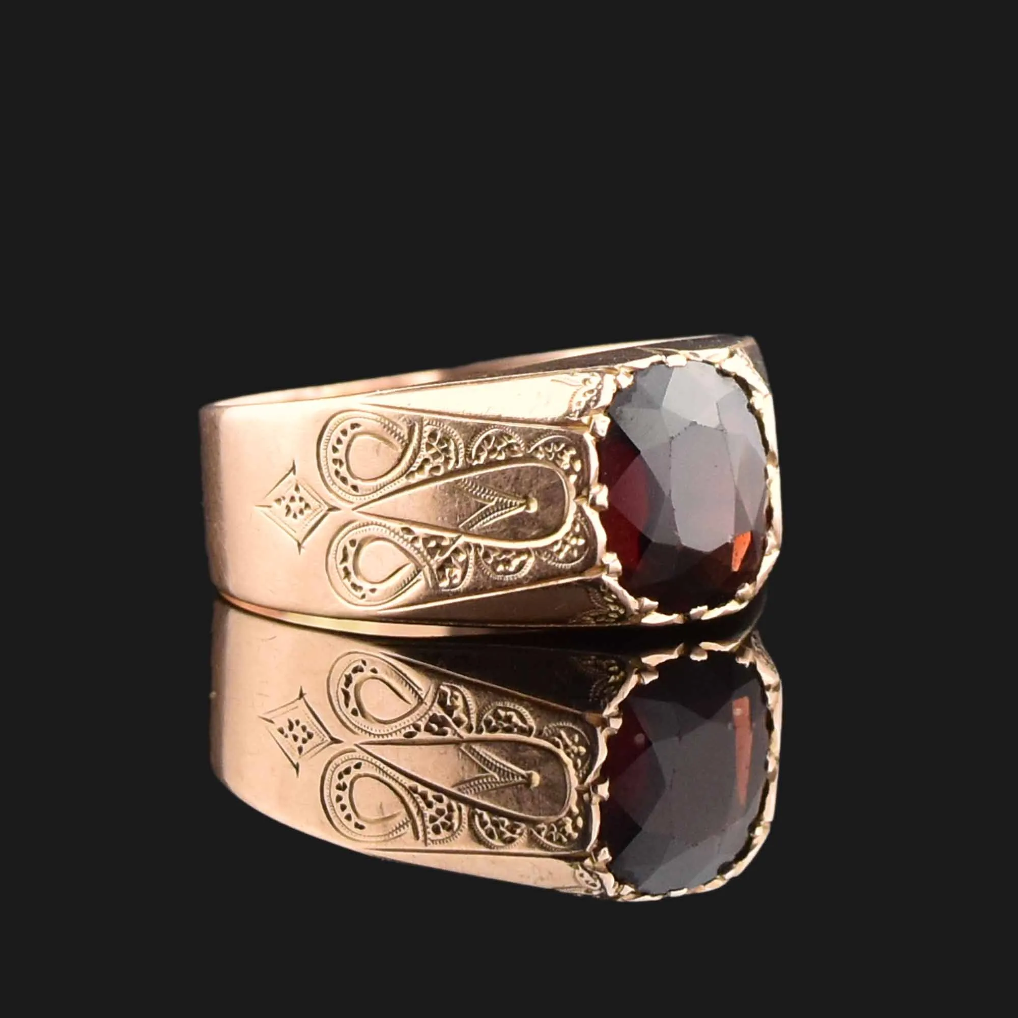 Vintage 14K Rose Gold Garnet Wide Band Ring