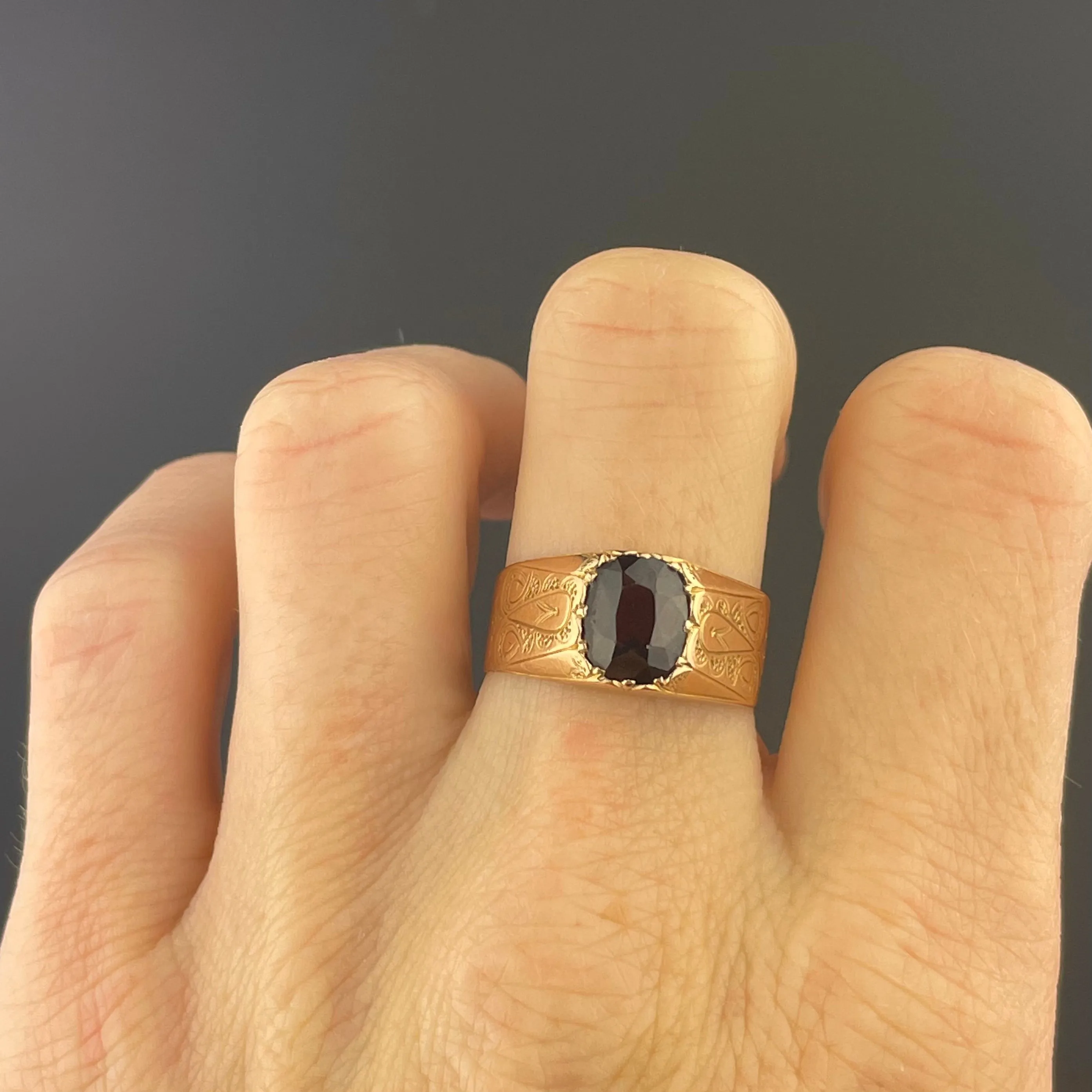 Vintage 14K Rose Gold Garnet Wide Band Ring