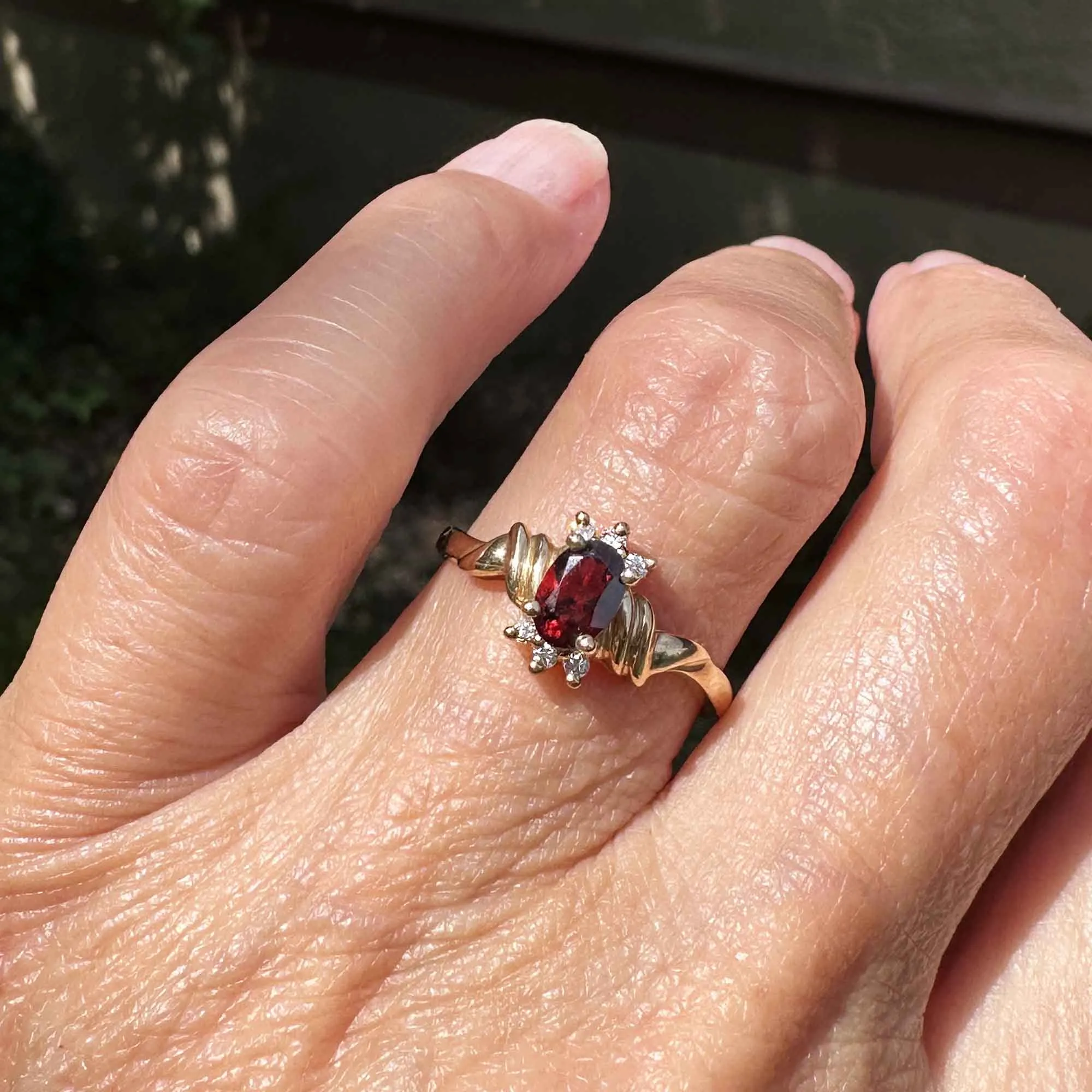 Vintage English Gold Diamond Cluster Garnet Ring