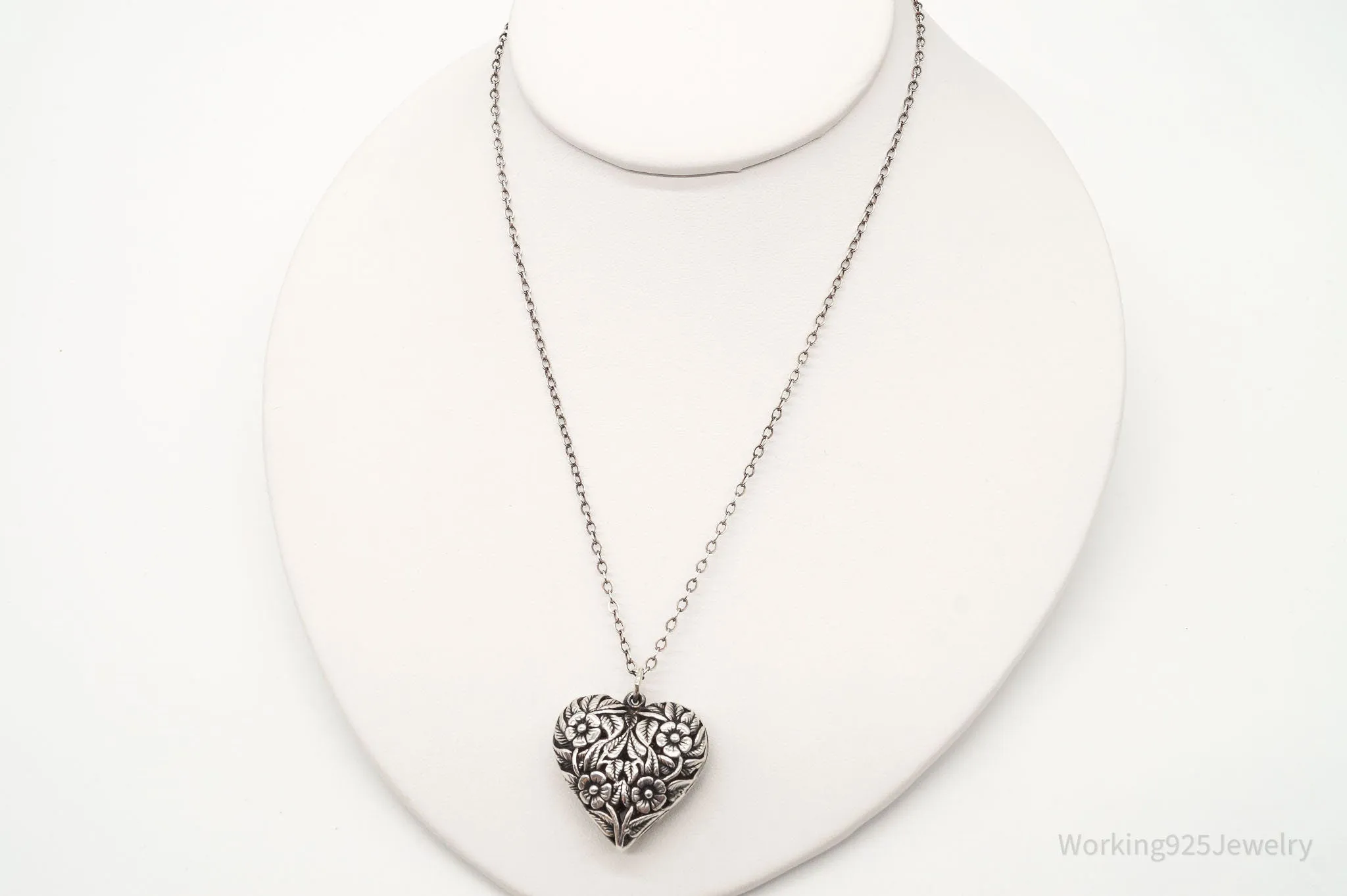 Vintage Large Heart and Flowers Sterling Silver Necklace