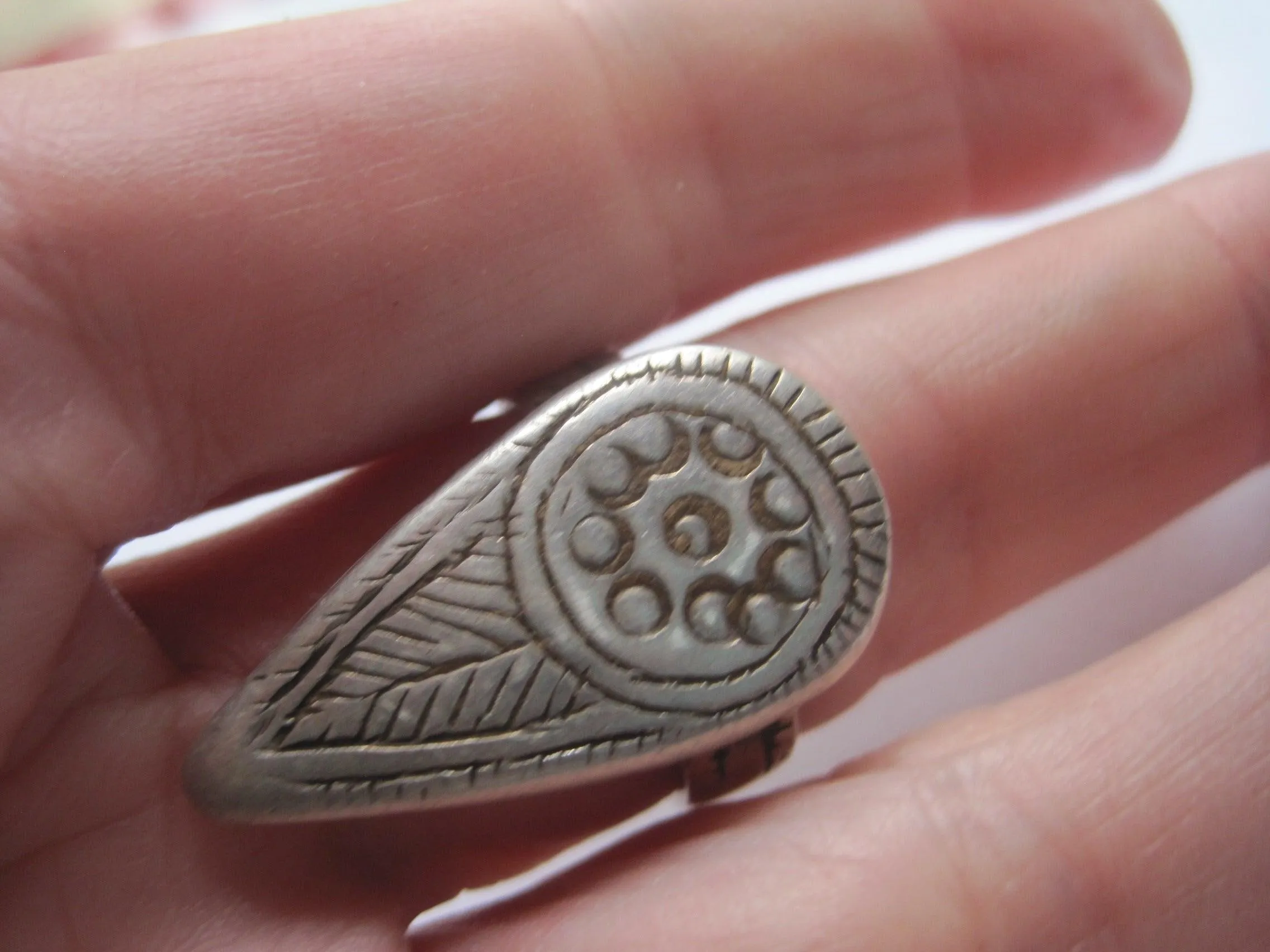 Vintage Silver Shahid Ring from Oman